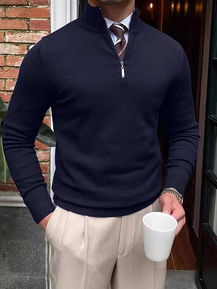 Comfortabele heren pullover met half-zip en opstaande kraag, perfect voor de winter.