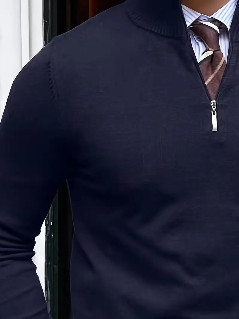 Moderne mannen trui met korte rits en kraag, smart casual mode item voor hem.
