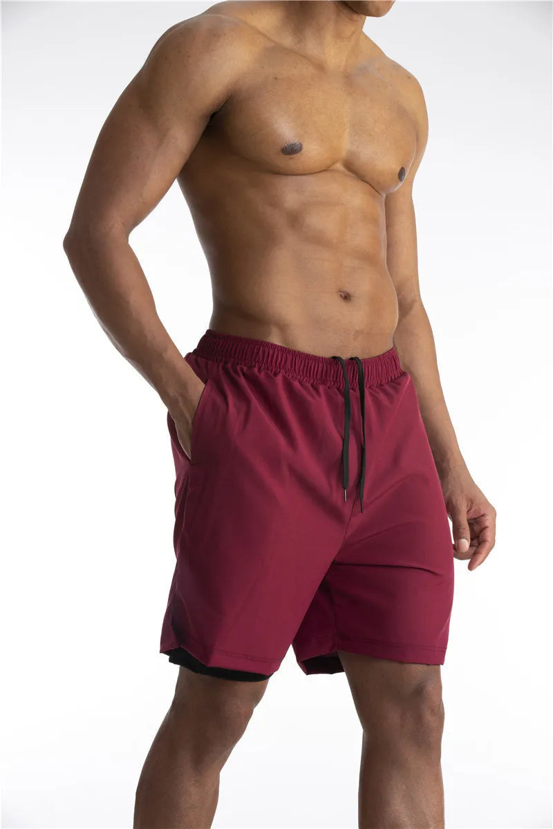 Heren hardloopshorts met ingebouwde liner en handige telefoonzak voor optimaal comfort tijdens sporten.