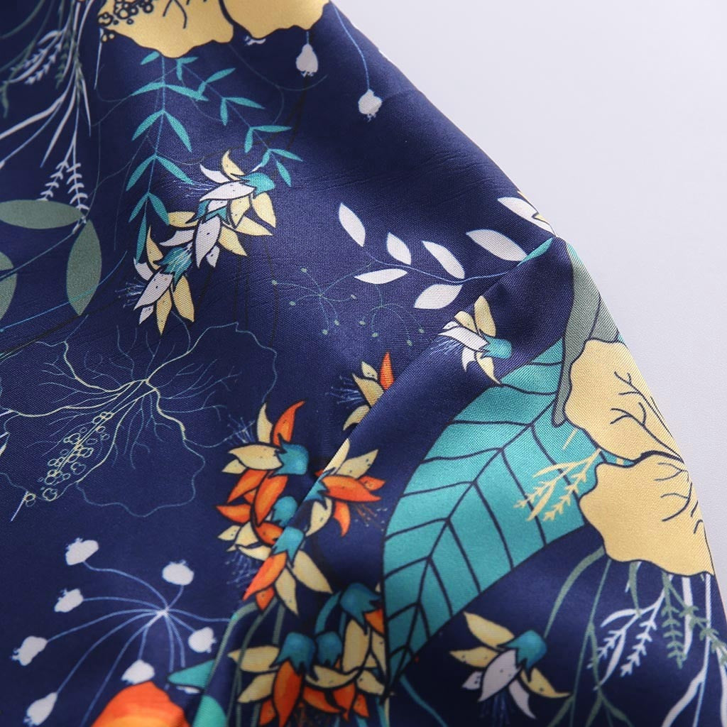 Stijlvol herenhemd: bloemenprint, lange mouwen. Trendy Hawaii overhemd voor casual zomerlooks & vakantie.