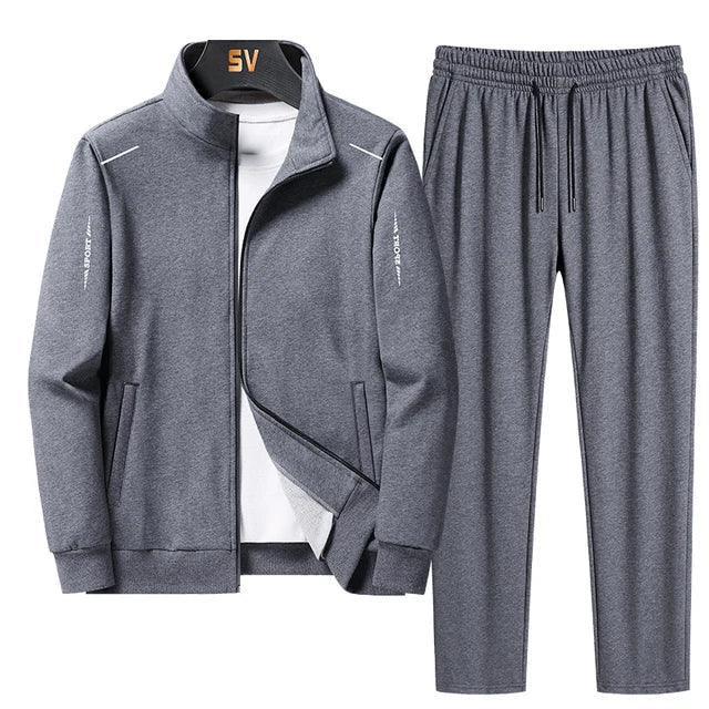 Stijlvol heren athleisure trainingspak voor herfst. Comfortabele set, perfect voor casual mode en vrijetijd.