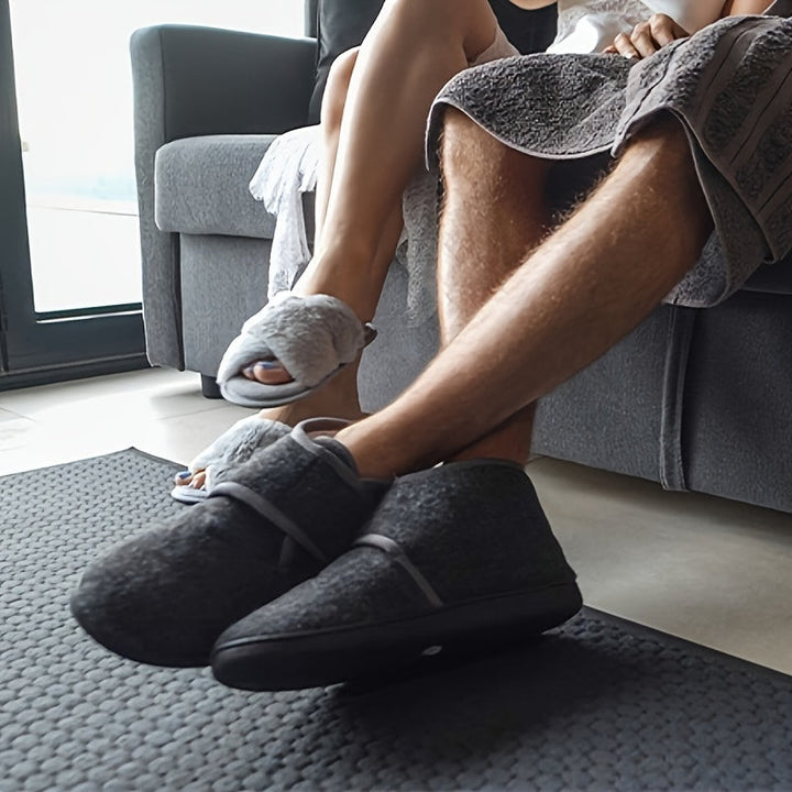 Gemakkelijke instapper heren pantoffels, zacht en warm, ideaal als voetenwarmers.