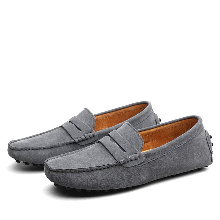 Italiaanse heren instapmodel schoenen in een levendige kleur. Optimale combinatie van comfort & stijl.
