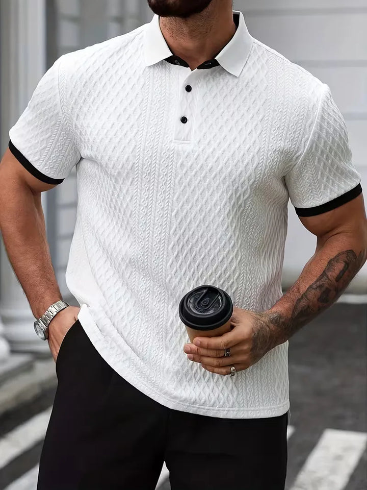Stijlvolle heren jacquard poloshirt, regular fit, met V-hals voor een moderne zomerlook.