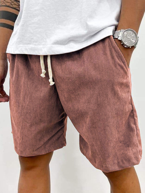 Close-up van de ribstructuur op deze stijlvolle heren korte broek. Comfortabele stof voor casual zomerlooks.