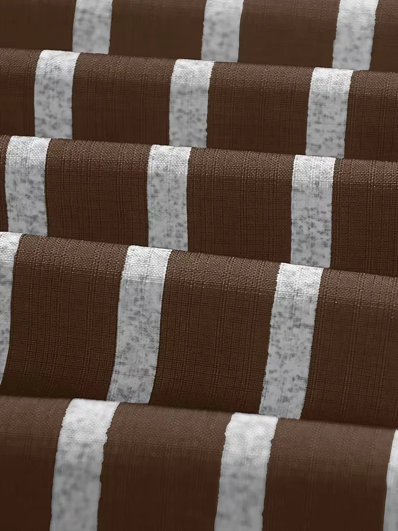 Stijlvol heren overhemd met strepen, korte mouw, V-hals, voor een ontspannen maar geklede look.