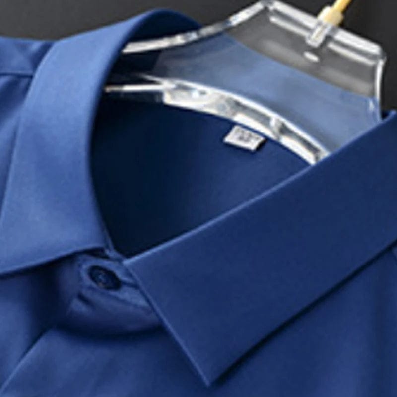 Slim fit heren overhemd in wit, kreukvrij voor een frisse uitstraling.