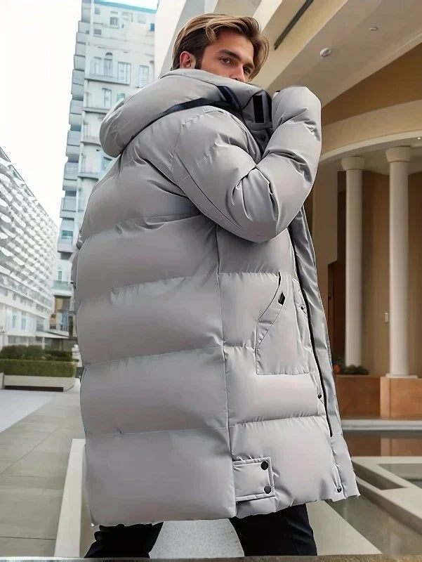 Heren lange dikke winterjas, stijlvol en warm, ideaal voor winterkleding.