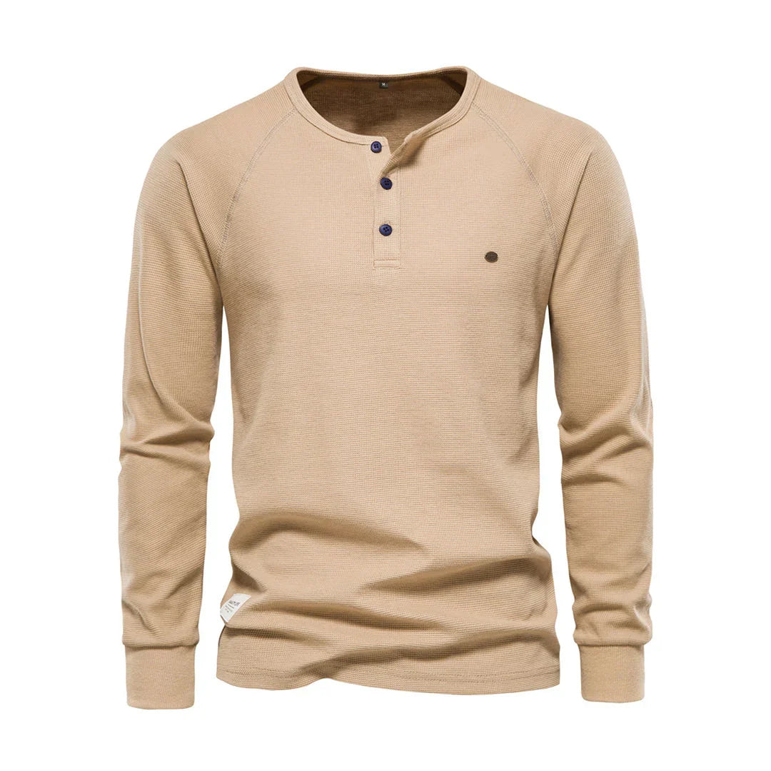 Veelzijdig heren langemouwenshirt met ronde hals. Comfortabel bovenstuk, ideaal voor een stijlvolle casual look.