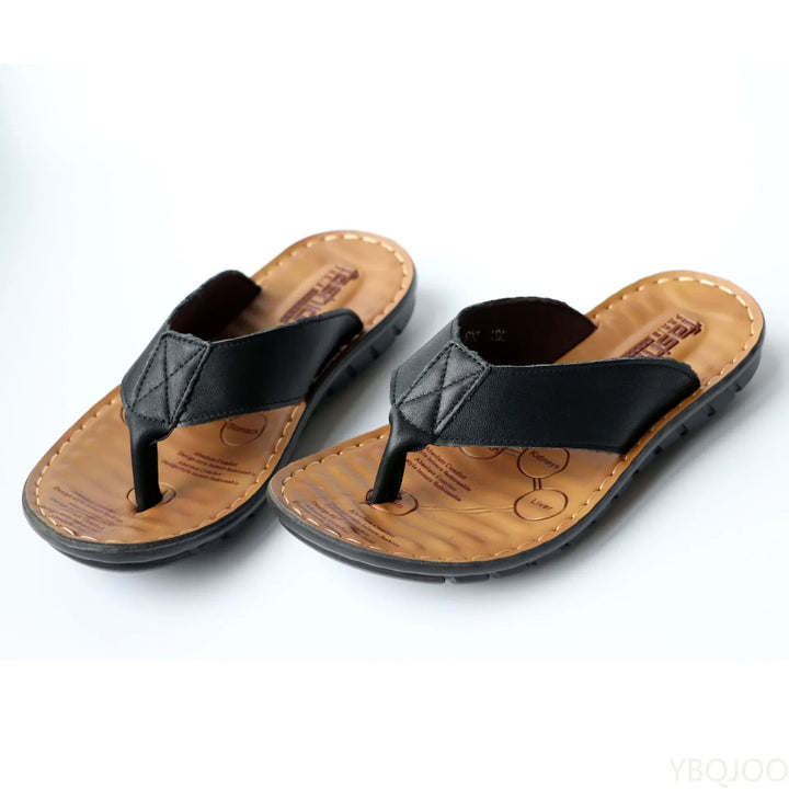Heren leren slippers, donkerbruin, met brede banden en comfortabele antislipzool voor zomerse casual look.