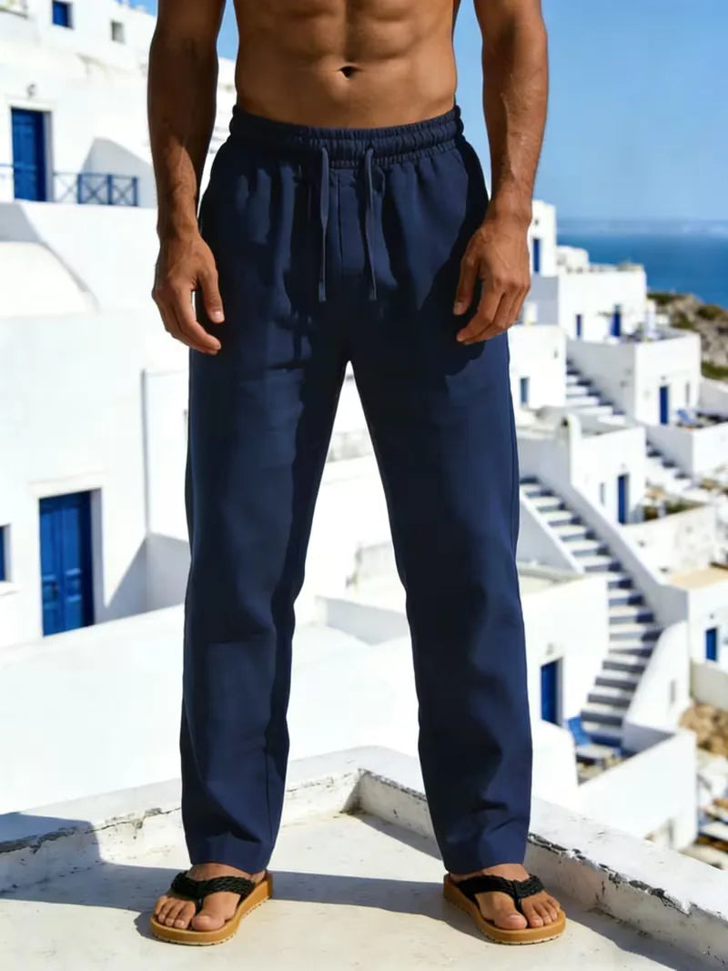 Ademende linnen herenbroek, chino model met elastische taille, comfortabel voor actieve zomerdagen.
