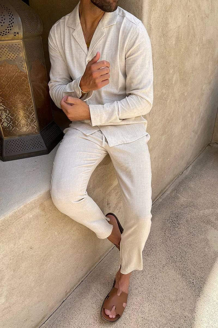 Heren linnen set, comfortabel en stijlvol, ideaal voor zomerse dagen. Ademende herenkleding outfit.