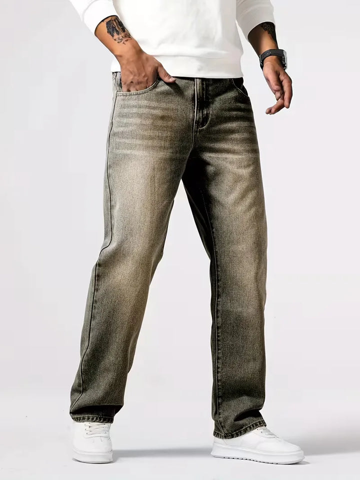 Duurzame blauwe loose fit heren jeans van denim met rechte pijp, ideaal voor een relaxte en moderne look.