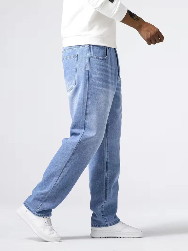 Petrolkleurige heren loose fit jeans, rechte pijp. Comfortabel, stijlvol en veelzijdig voor casual outfits.