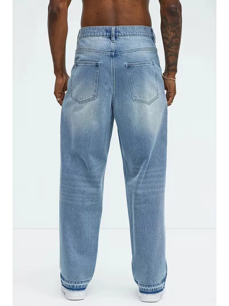 Modieuze lichtblauwe heren loose fit jeans, ideaal voor een relaxte streetwear look in lente/zomer.
