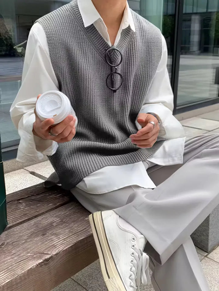 Heren mouwloos V-hals vest, comfortabel en modieus voor dagelijks gebruik en werk.