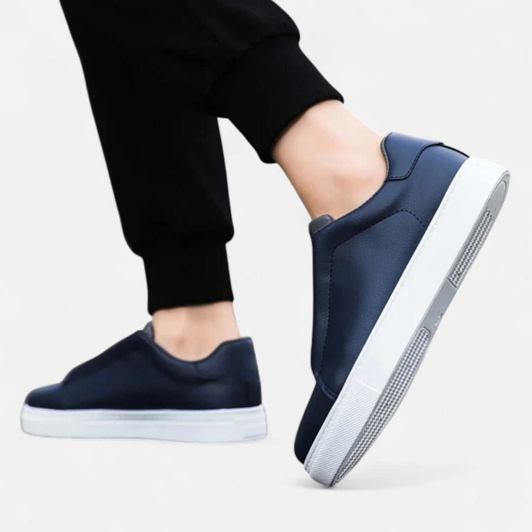 Veelzijdige heren Noah slip-on sneakers, perfect voor een casual dagelijkse look. Vetersloze modeschoenen met stijl.