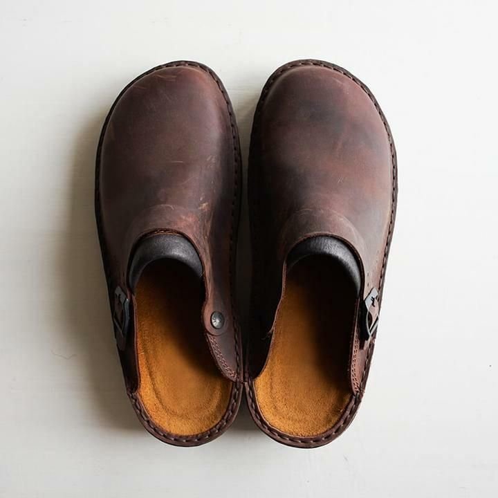 Orthopedische heren pantoffel, zwart, voor optimale voetondersteuning en welzijn, ideaal als casual schoeisel.