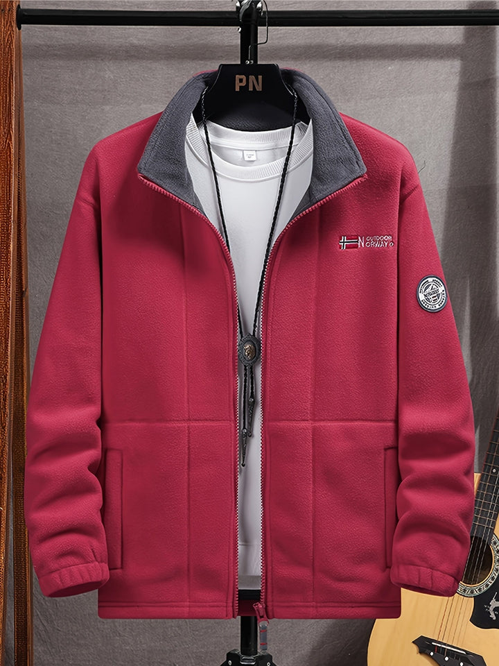 "Heren outdoor fleecejack, warm en winddicht, met hoge kraag. Perfect voor herfst en winteractiviteiten."