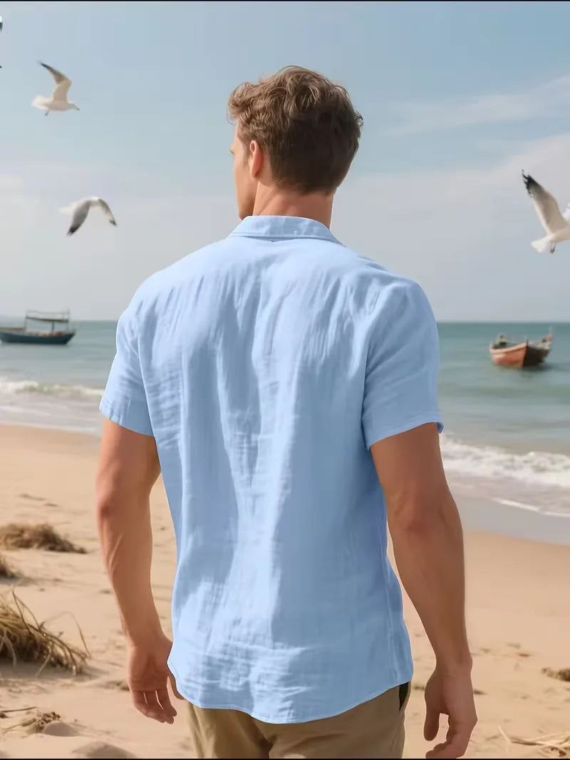 Donkerblauw heren overhemd korte mouw, regular fit, met borstzak. Veelzijdig en zomers.