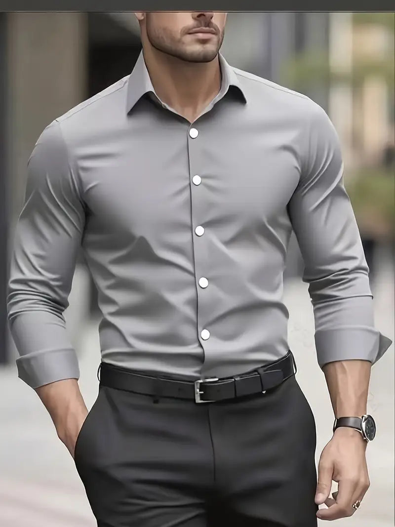 Grijs herenoverhemd, ademend en strijkvrij, met lange mouwen, comfortabel voor de moderne man.