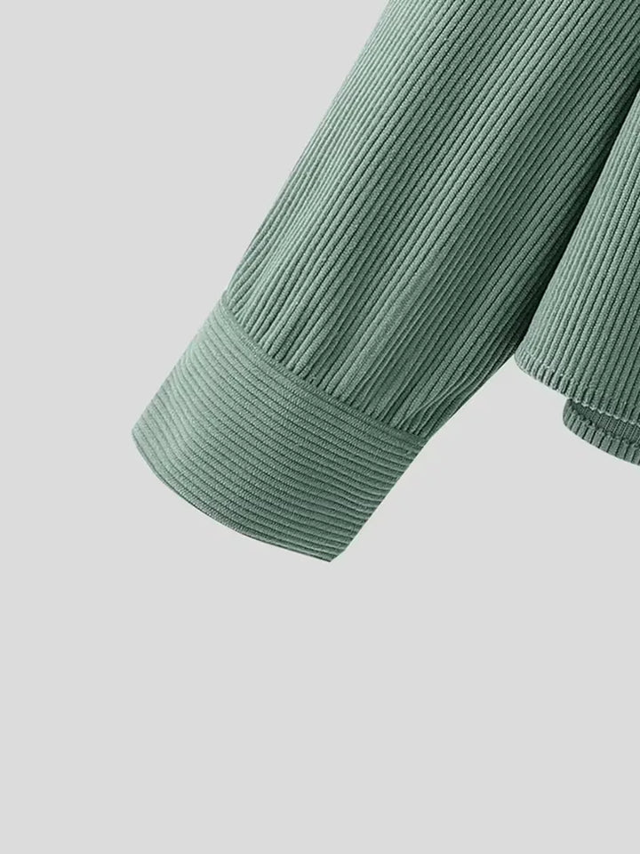 Lente/herfst herenoverhemd, oversized, V-hals, lange mouwen, perfect voor een comfortabele casual stijl.