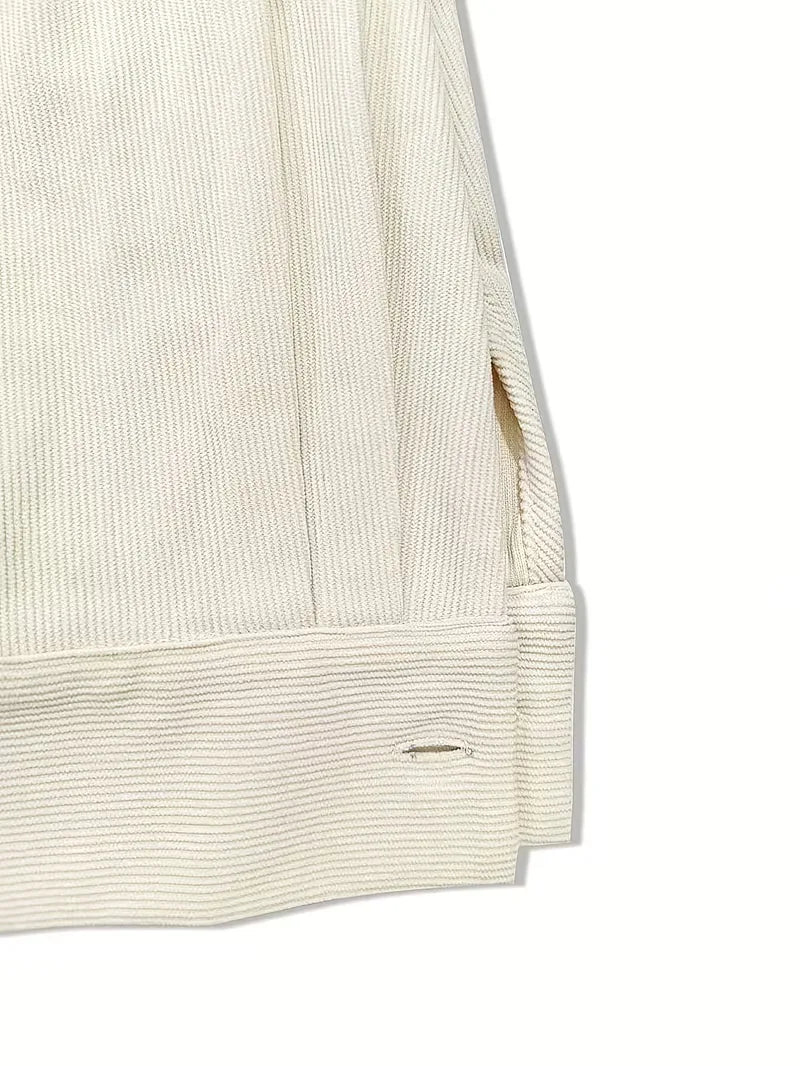 Modieus beige heren bomberjack van corduroy. Comfortabel oversized lentejack met lange mouwen, perfect voor casual stijl.