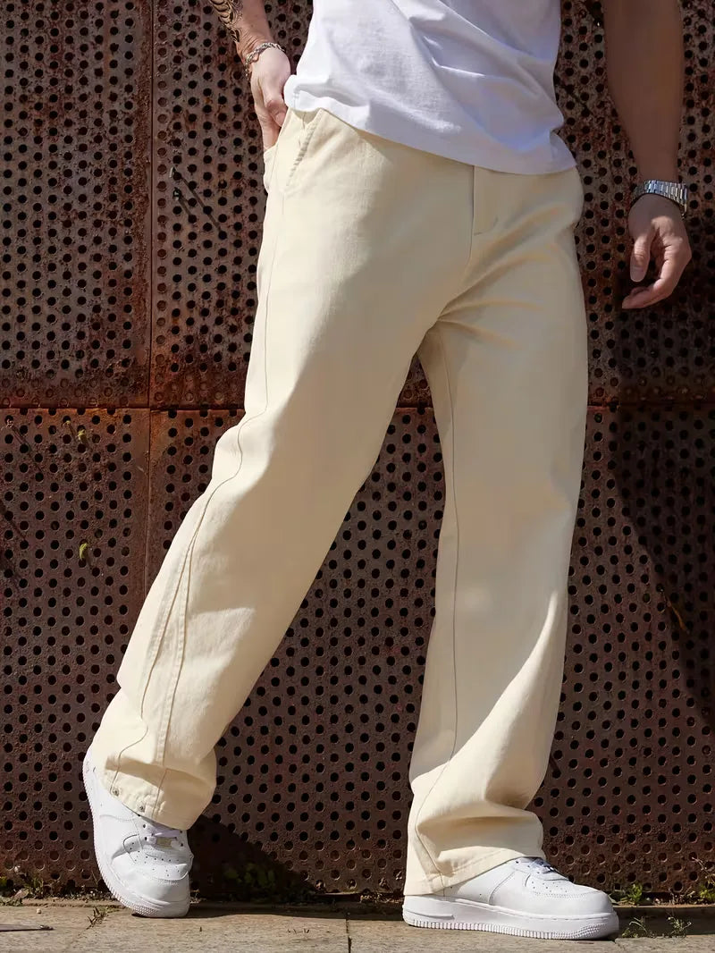 Wijde pijpen heren pantalon met elastische band, ideaal voor een relaxte maar stijlvolle outfit.