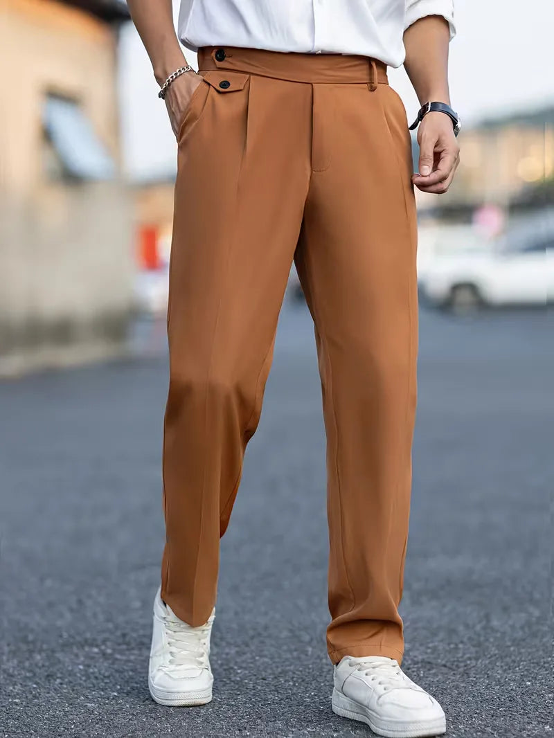 Veelzijdige heren pantalon, rechte pijpen, smart casual voor lente/zomer.