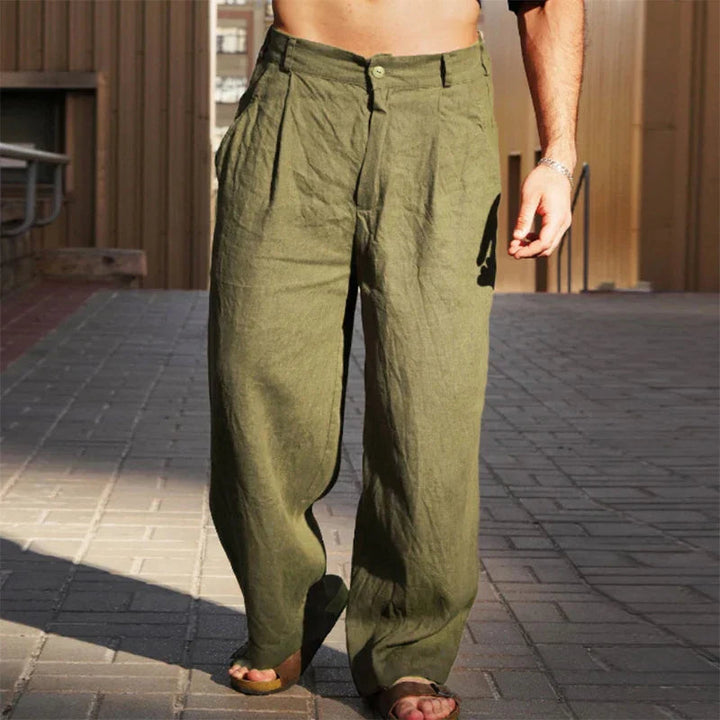 Modieuze heren pantalon met wijde pijpen, perfect voor een trendy casual of zomerse outfit met relaxte fit.