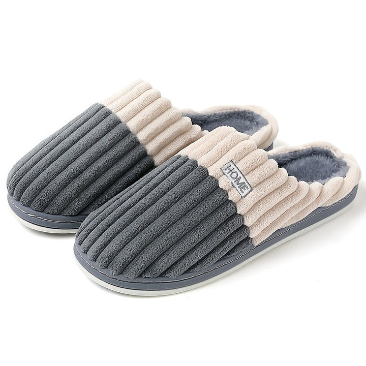 Grijze heren pantoffels met warme voering en waterdichte anti-slip zool.