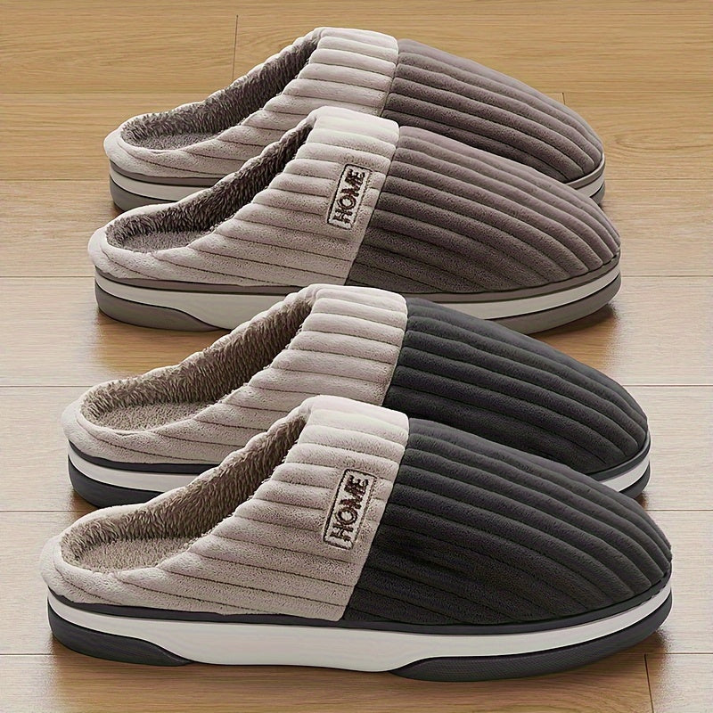Comfortabele binnenschoenen voor mannen met zachte voering en stevige zool.