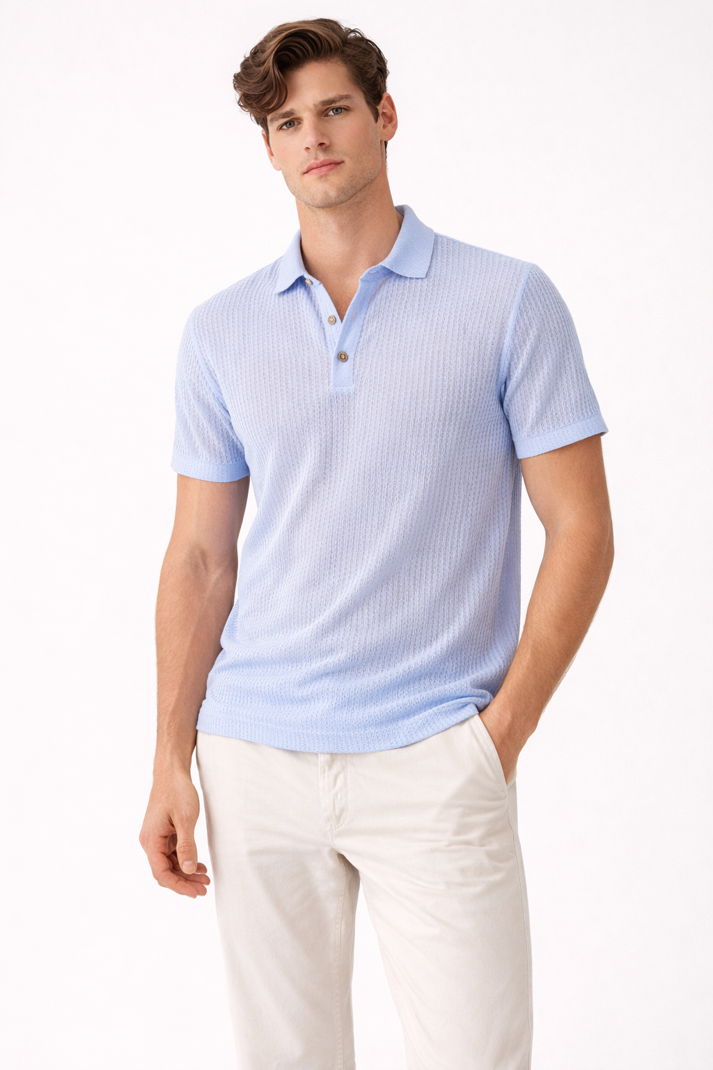 Heren polo met button-down kraag en structuurstof, ideaal voor casual chic zomerkleding.