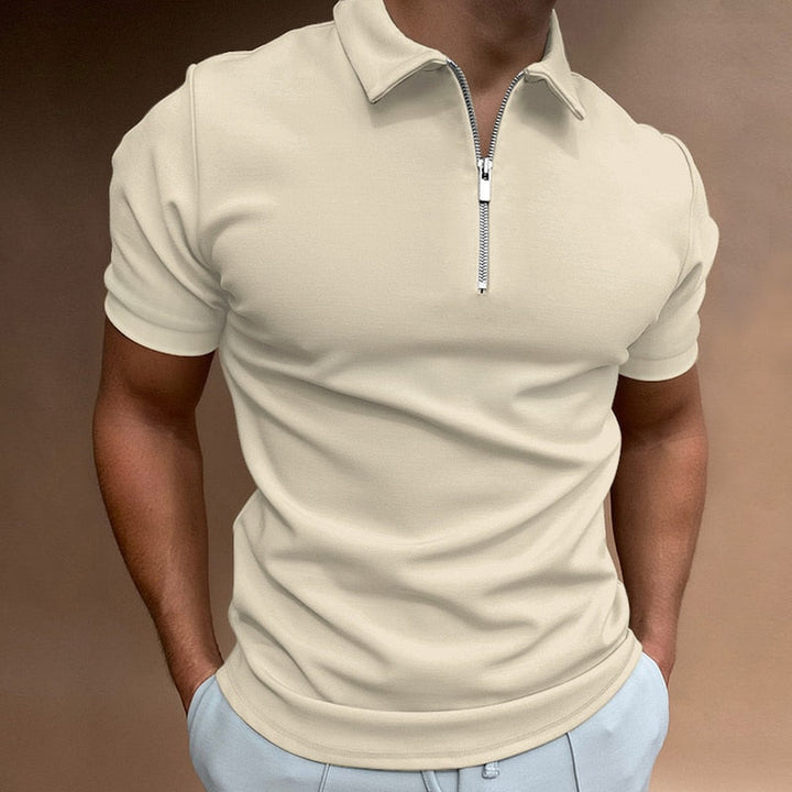 Zacht heren poloshirt met korte mouw, ritssluiting, comfortabel en effen, essentieel voor zomer mode.