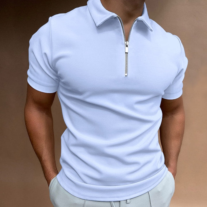 Comfortabel effen heren poloshirt met ritssluiting en korte mouw, ideaal voor zomerse casual gelegenheden.
