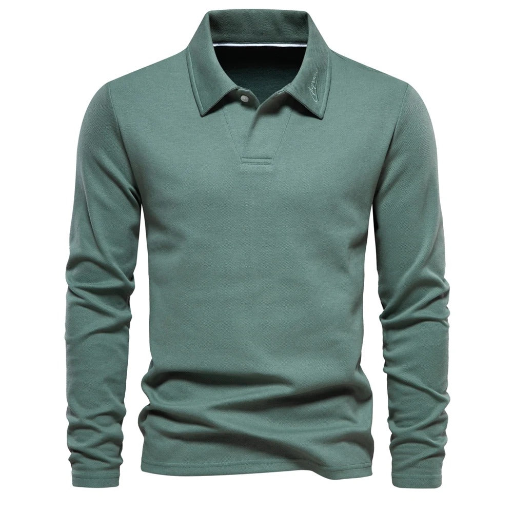 Tijdloos heren poloshirt lange mouw, veelzijdig voor casual en elegante herfstoutfits, een modeklassieker.