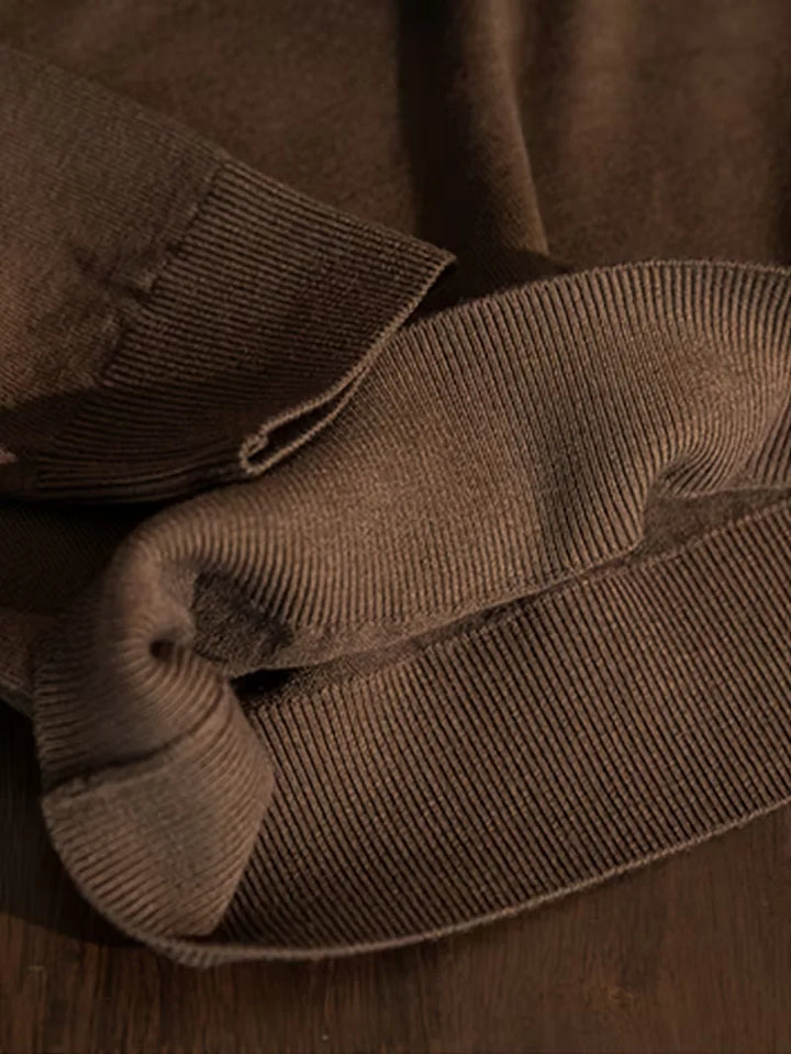 Comfortabele heren rolkraag trui, perfect als warme wintertrui. Stijlvolle lange mouwen herenkleding.