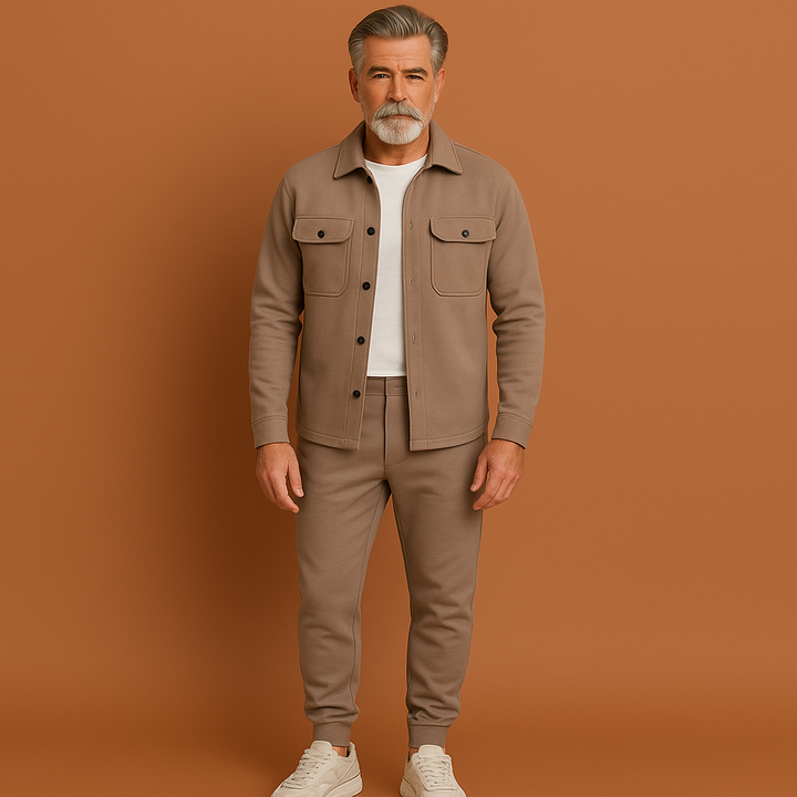 Zachte en comfortabele heren set. Ademende stoffen voor optimaal draagcomfort gedurende de hele dag.