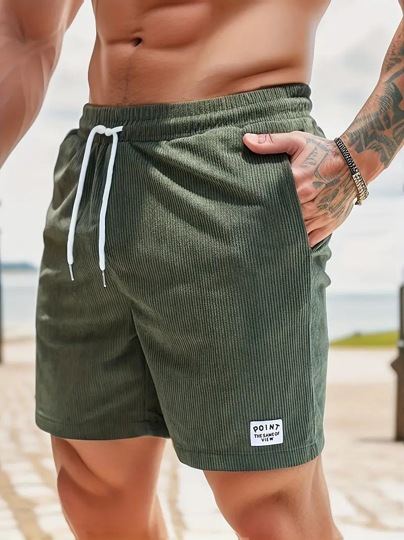 Comfortabele heren zomershorts met praktische zakken en ribstructuur.