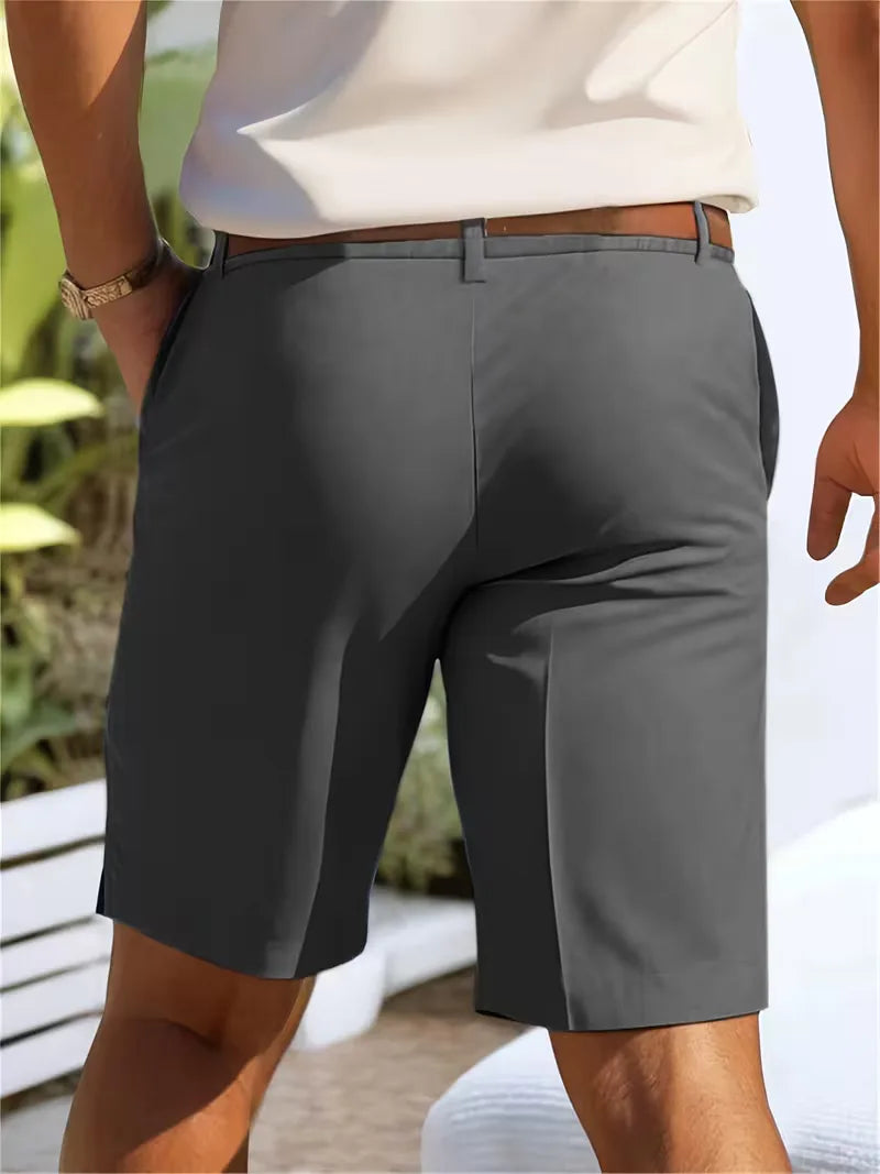 Smart casual heren shorts met zijzakken, stijlvol en comfortabel voor warme dagen.