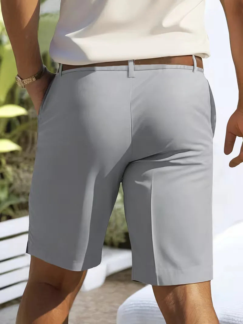 Veelzijdige heren zomer shorts met zakken, geschikt voor zowel overdag als 's avonds.