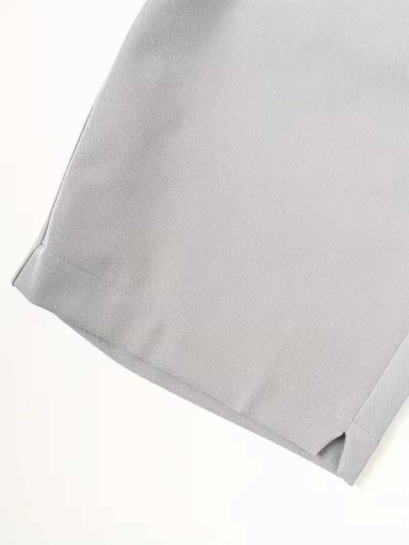 Zomerse heren shorts, comfortabel en duurzaam, met handige zijzakken.