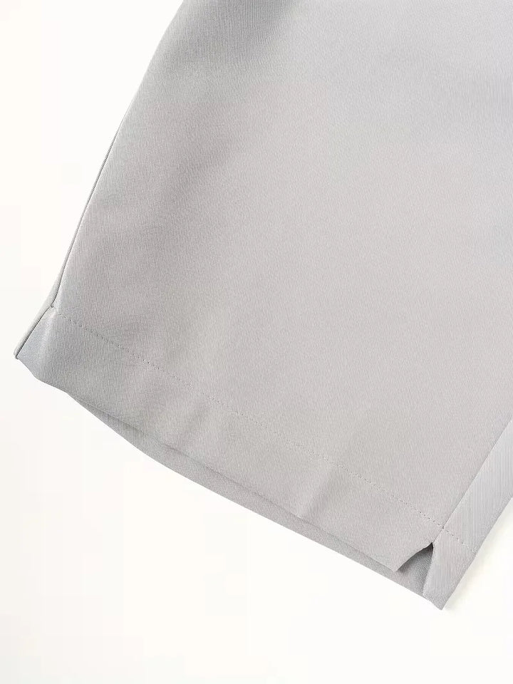 Zomerse heren shorts, comfortabel en duurzaam, met handige zijzakken.