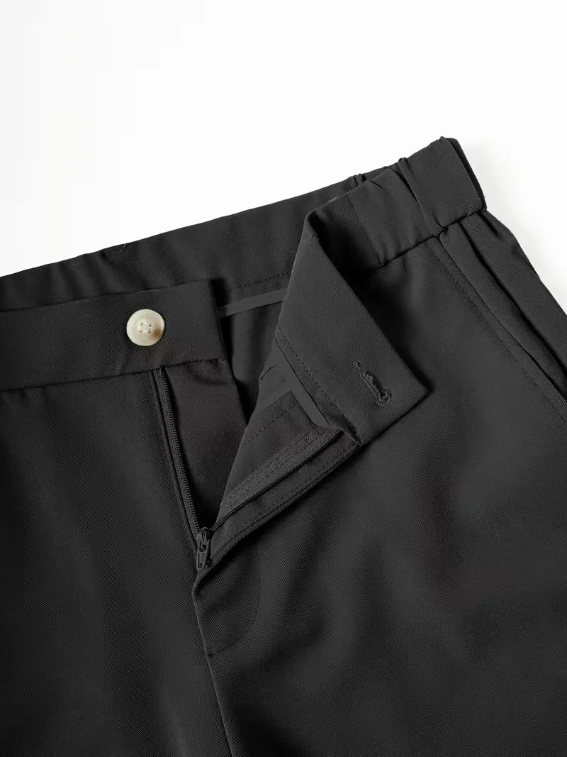 Zomerse heren shorts met handige zijzakken, geschikt voor diverse gelegenheden.