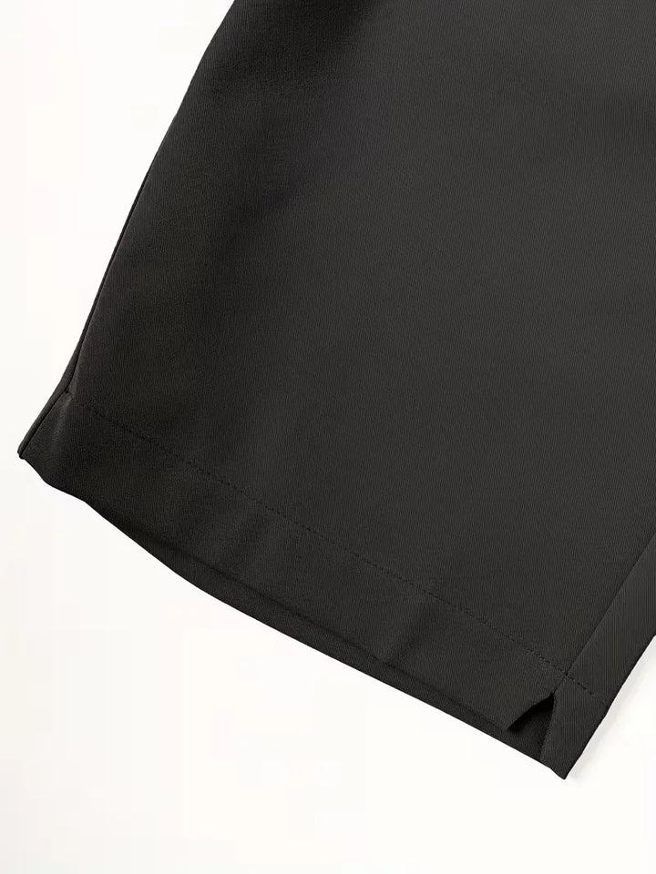 Moderne heren mid-rise shorts, straight leg design, uitermate comfortabel voor de zomer.