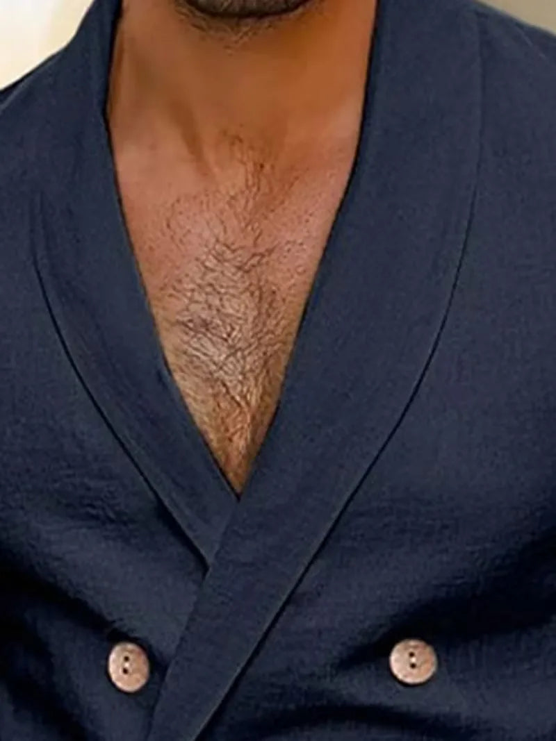 Double-breasted herenblazer slim fit, met opvallende houten knopen, voor een elegante kantoorstijl.