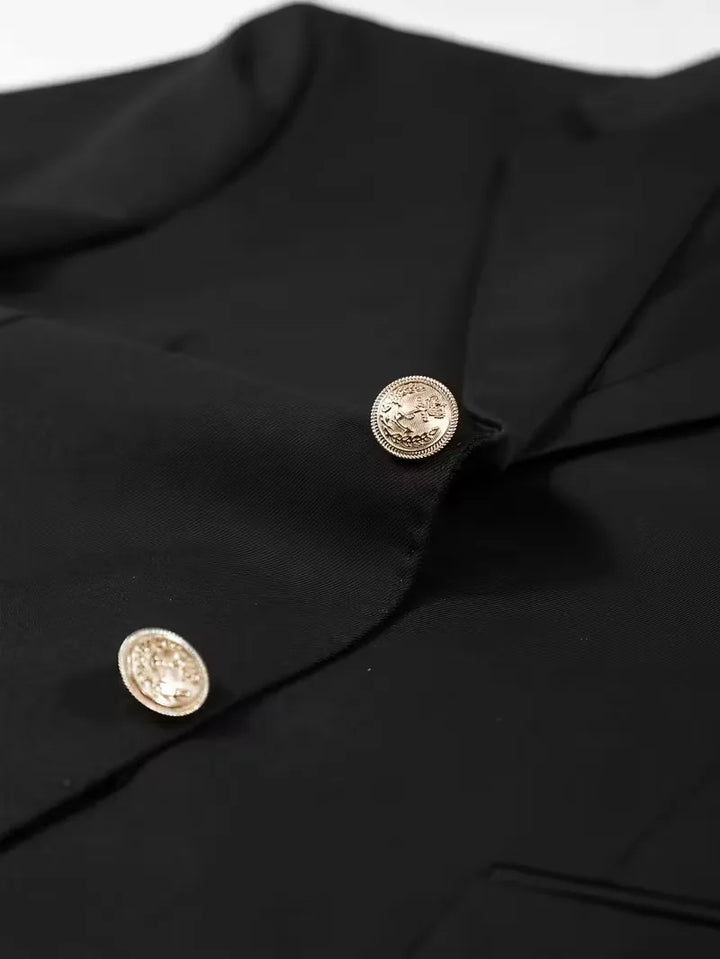 Heren kleding: zwart slim fit colbert met gouden knopen, een tijdloze en elegante keuze.