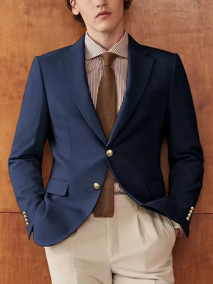 Stijlvolle heren blazer, zwart slim fit, met opvallende gouden knopen voor een elegante look.