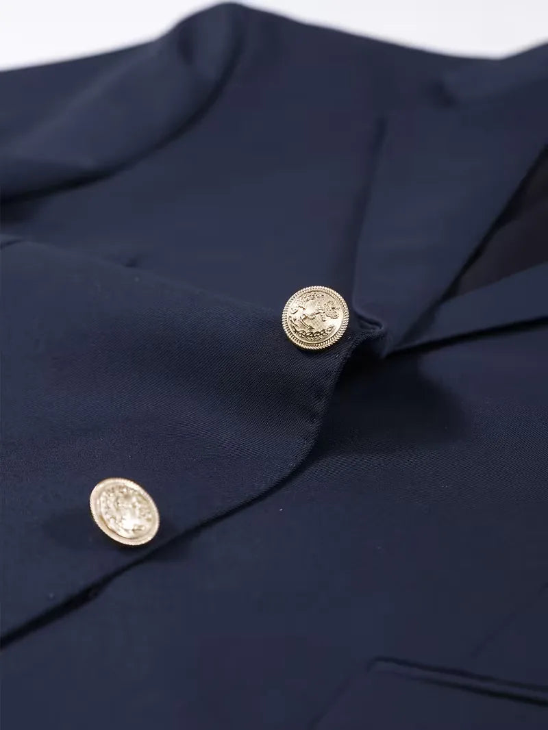 Heren slim fit colbert met gouden knopen gecombineerd met een wit overhemd, formeel zakelijk.