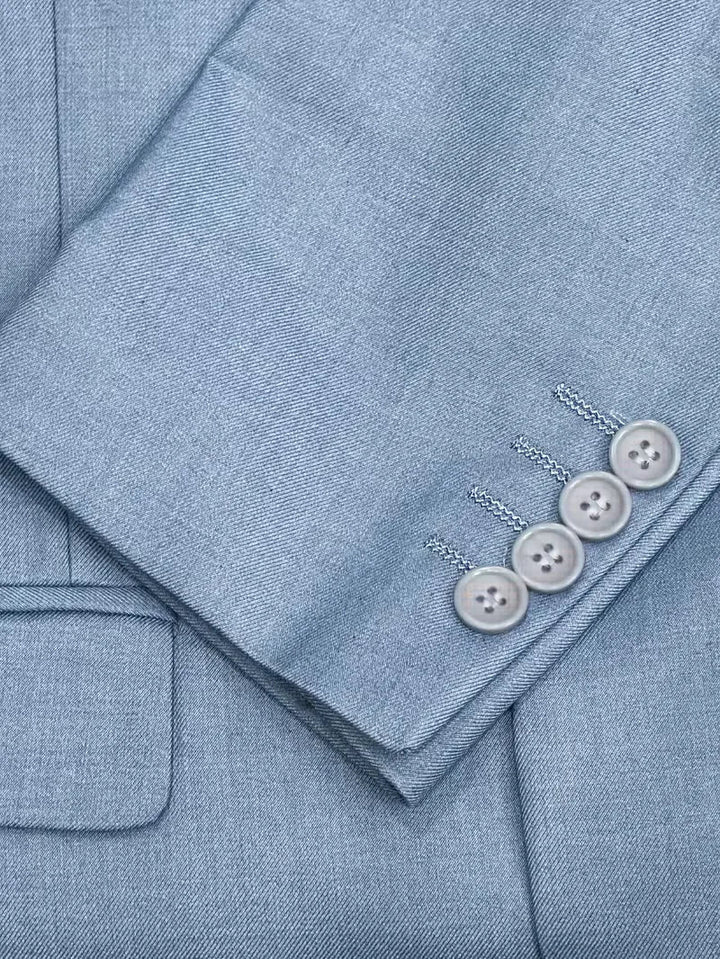 Veelzijdig herenpak slimfit; compleet met vest, colbert en pantalon voor diverse settings.
